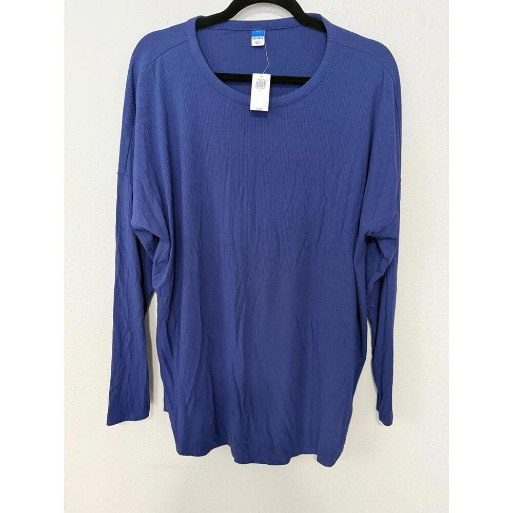 Old navy luxe ribbed long sleeve size large NWT fabric is really soft and stretc